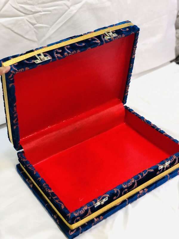 Velvet Qur'an box - Image 3