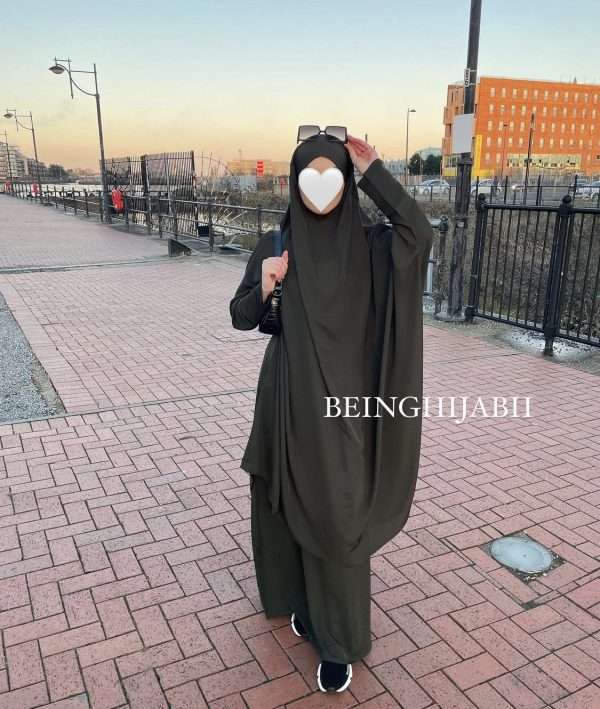 Jilbab & skirt set