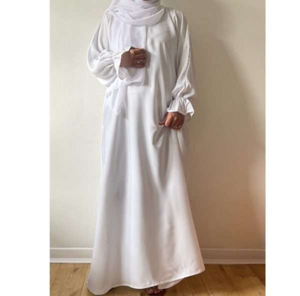 Basic white abaya - Image 2
