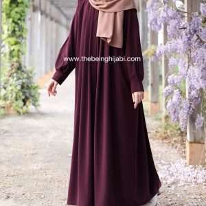 Pleated abaya