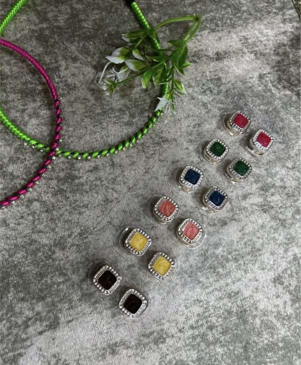 Square hijab magnets